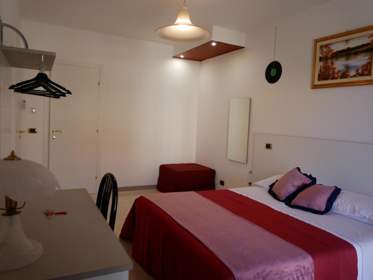 Donna Nicla B&B Матера Экстерьер фото